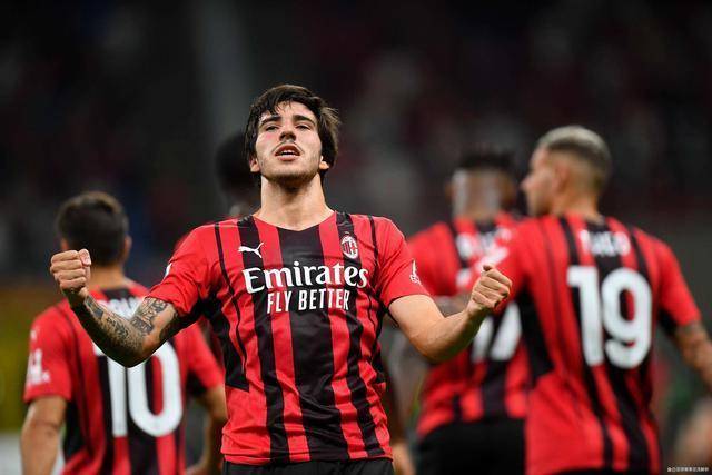 库里12分加兰27分 骑士大胜勇士豪取10连胜